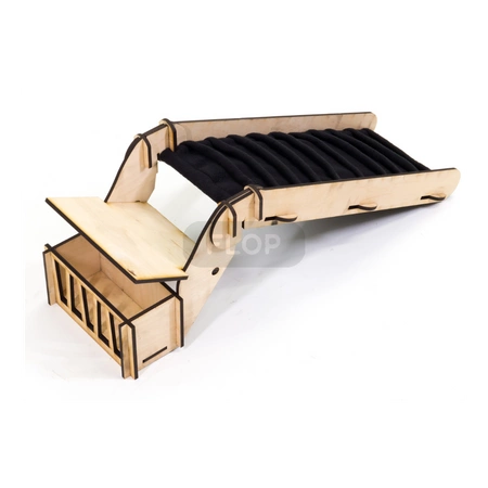 Rampa / schodki do wychodzenia z klatki z paśnikiem i pokrowcem